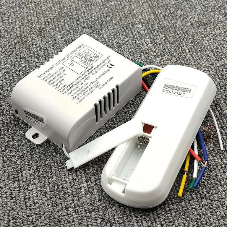 Fjernbetjent kontakt til lysekroner Fjernstyret tænd/sluk af lysekrone