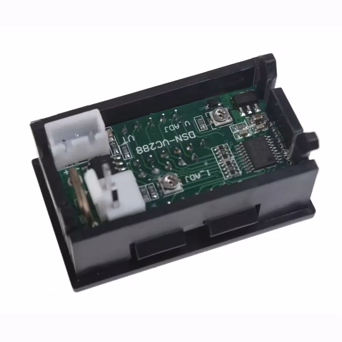 Digitalt instrument til måling af strøm og spænding