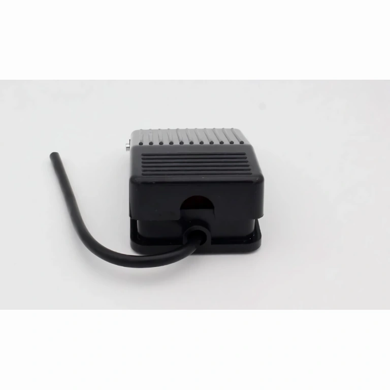 Fodkontakt til tænd/sluk af elværktøj