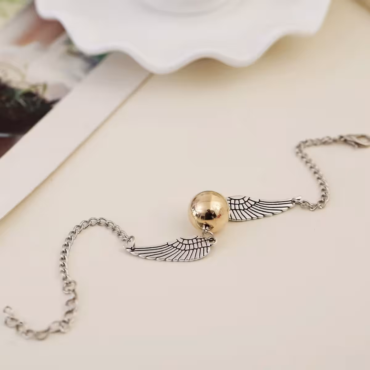 Snitch-charme armbånd – perfekt gave til Harry Potter-fans