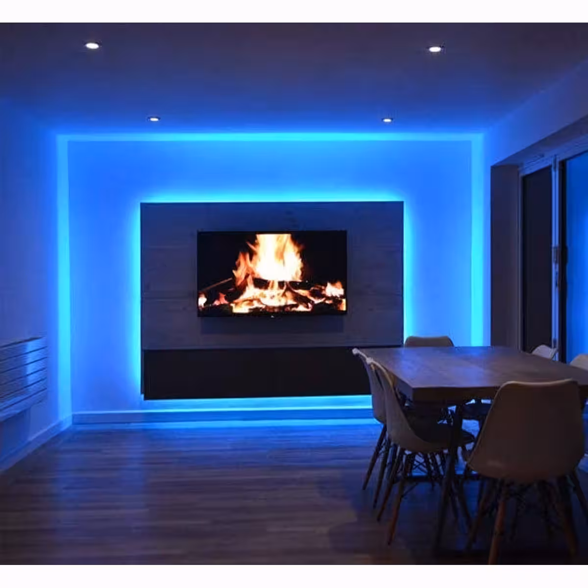 LED-strip med app-kontrol, fjernbetjening, timerfunktion og 16M farver