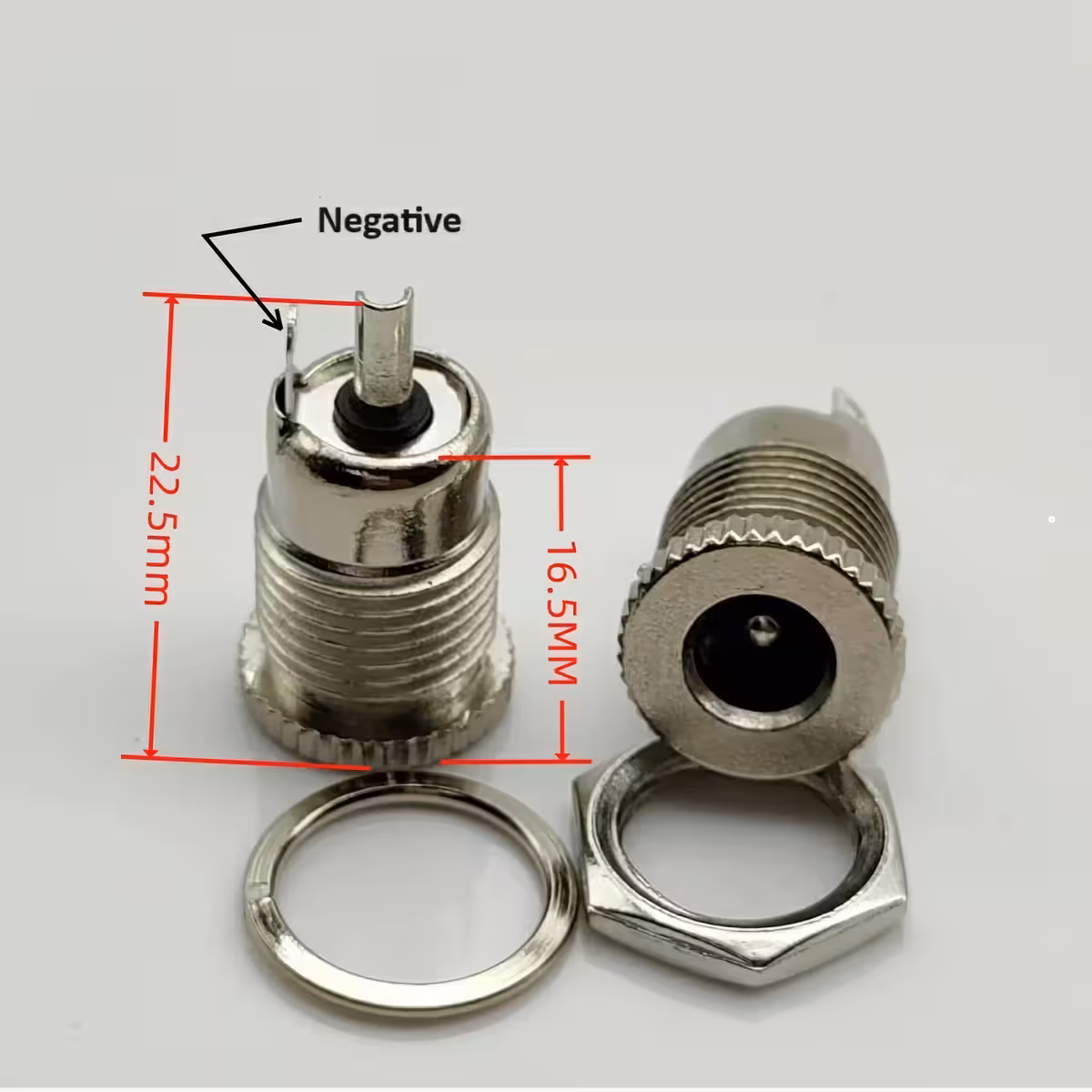 Multifunktionel adapter, ideel til ventilatorer, LED-strips, DC-pumper