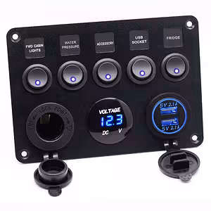 Bilpanel med 5 ON/OFF Knapper, Volt meter, Stikkontakt og USB Oplader – 12V/24V, IP65 Resistens
