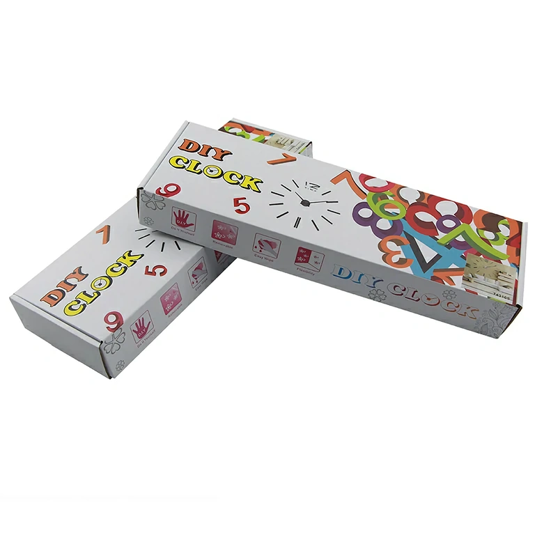 Vægur i akryl spejl-stil, dekorativt og funktionelt