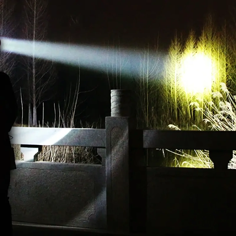 LED-pandelampe til udendørs brug, vandtæt med batteri