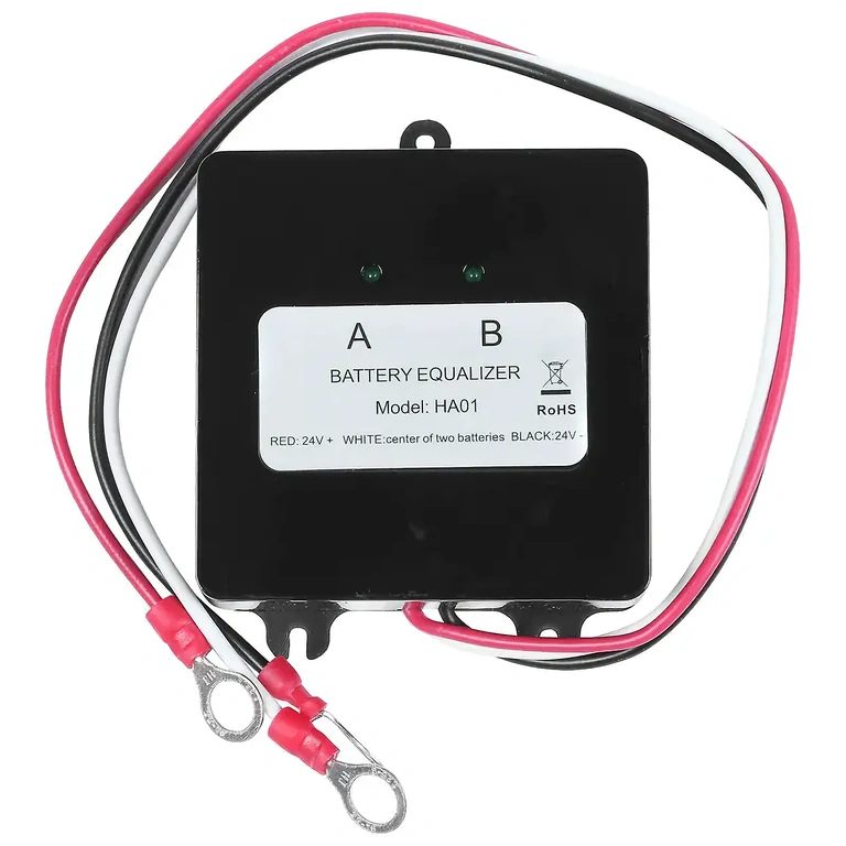 Automatisk batteriudligner Automatisk enhed til spændingsbalancering i systemer med flere batterier