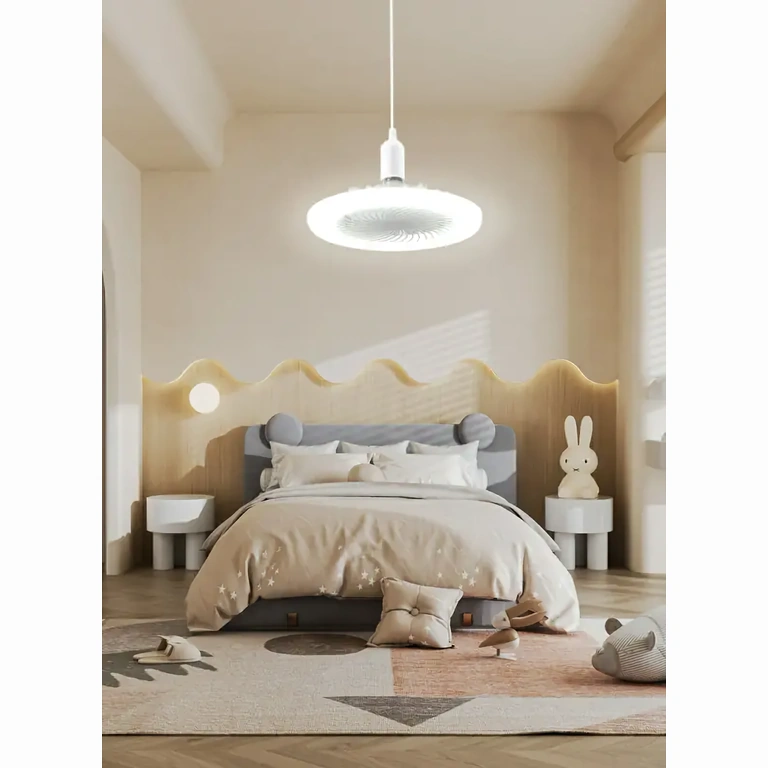 Loftventilator med justerbart lys og smart funktion, monteret i værelse