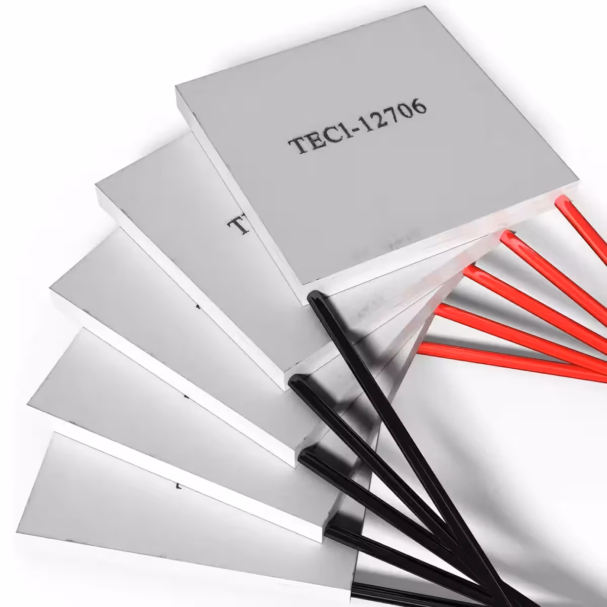 Termoelektrisk modul med Peltier-celler til køling og opvarmning