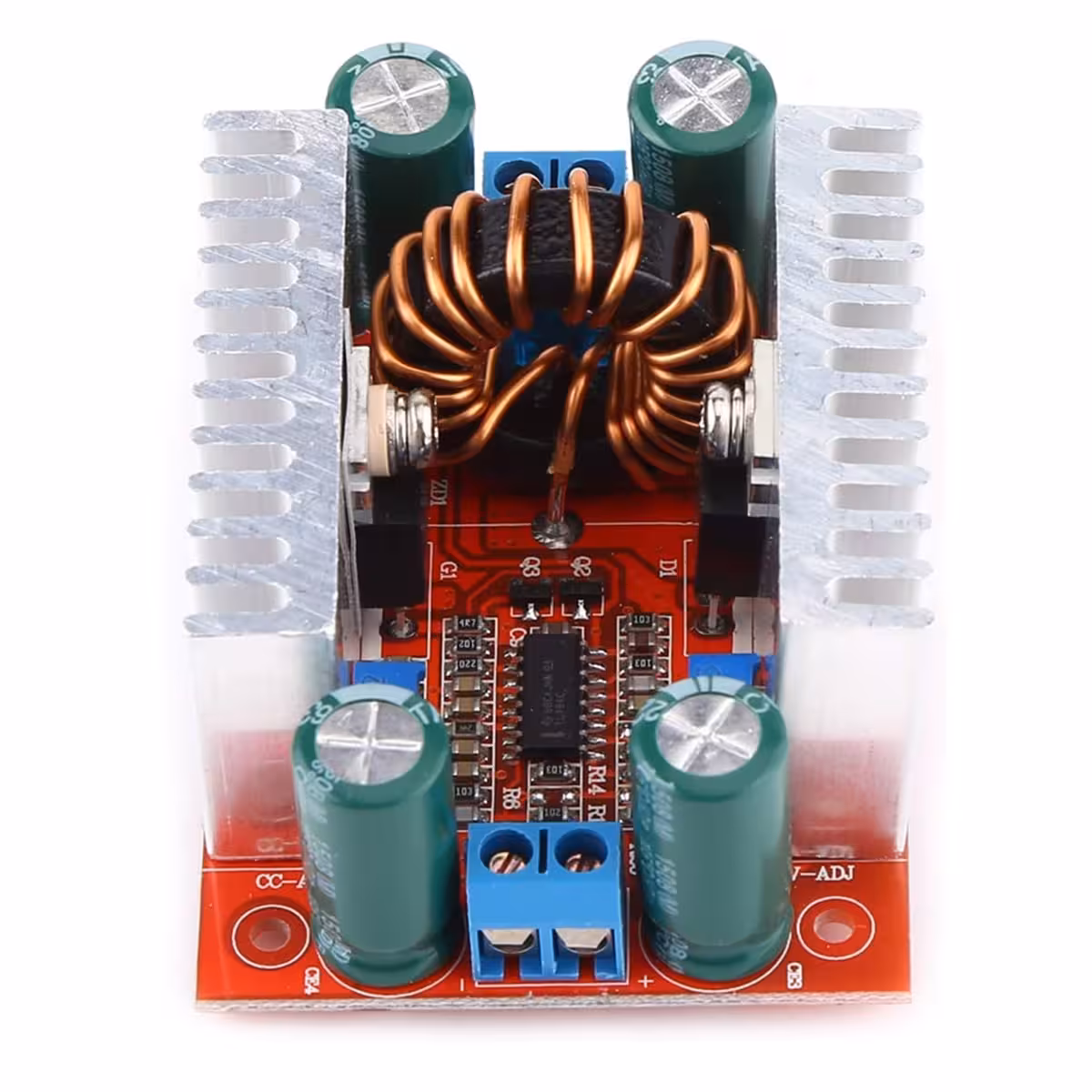 Skråvisning af Step-up Boost DC 400W modul med klare detaljer