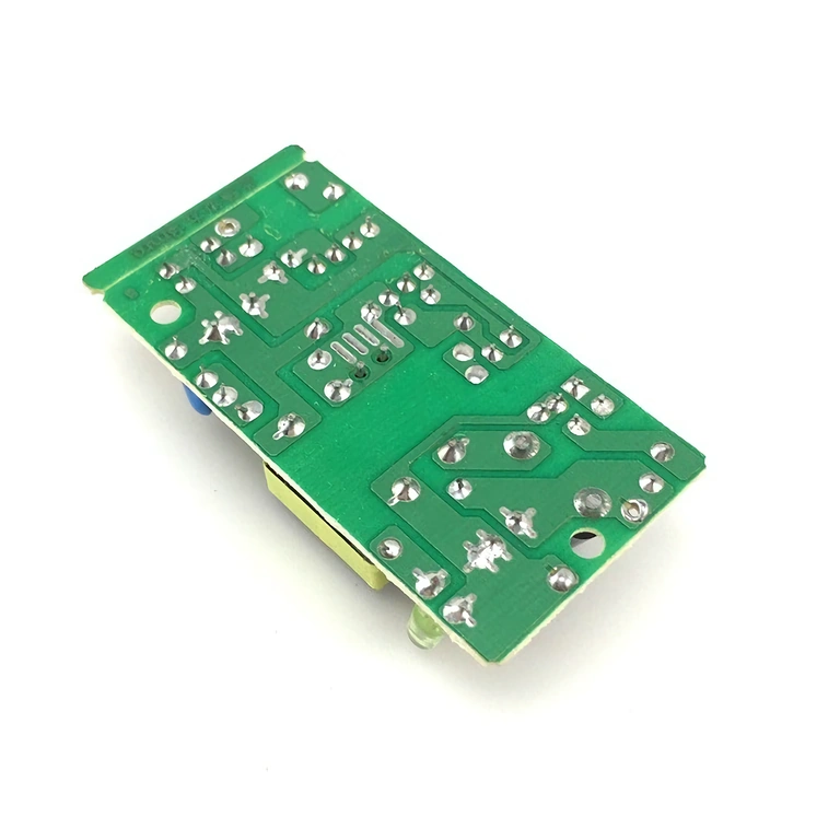 Switch-mode strømforsyning – switching teknologi Billede af 5V 2A switch-mode strømforsyning