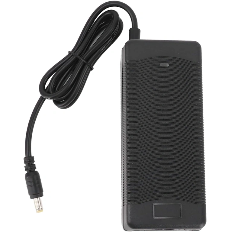 24V 2A oplader med rød LED for opladning og grøn for fuldt batteri