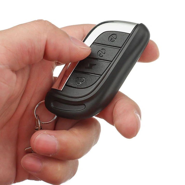 Fjernbetjening til løbehjulalarm Fjernbetjening til aktivering og deaktivering af tyverialarm på løbehjul