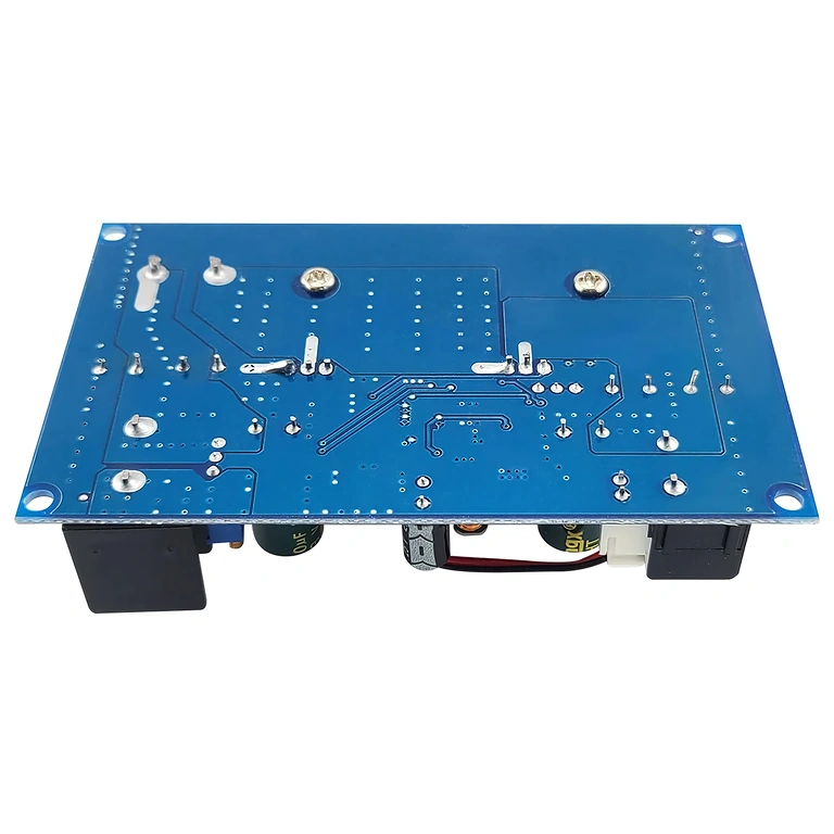 Detaljeret billede af bagsiden af DC-DC Step-Down 600W 25A-konverteren med stik og køleelementer