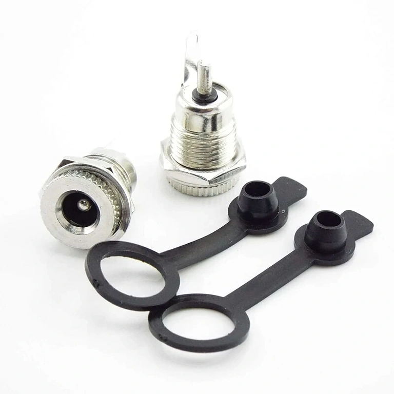 Vandtæt DC-stik 12V 5,5 × 2,1 mm – frontvisning