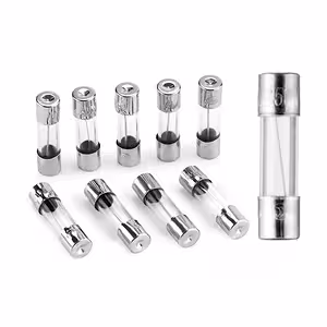 Detalje af glasrør på glassikring 10A 5 × 20 mm